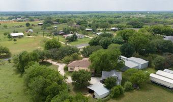 10863 La Vernia, Adkins, TX 78101