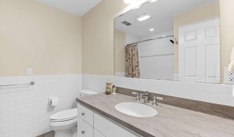 110 Commerce Rd, Barnstable, MA 02630