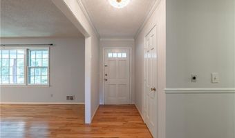 4559 Collins Ave, Acworth, GA 30101