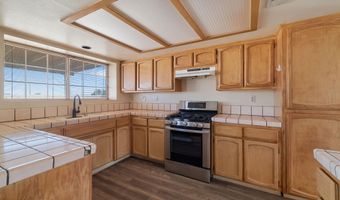 9237 Peach Ave, California City, CA 93505