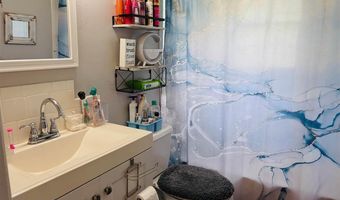 202 W Walnut St, Bainbridge, IN 46105