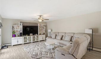 16 Brown St, North Providence, RI 02904