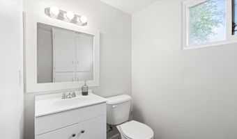 27504 W Orcutt Rd, Benton City, WA 99320
