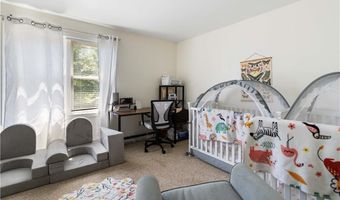 43 Garfield St, Newport, RI 02840