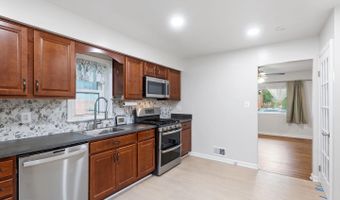 4703 CARDINAL Ave, Beltsville, MD 20705