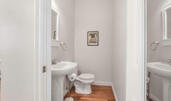 319 W 2nd Ave, Columbus, OH 43201