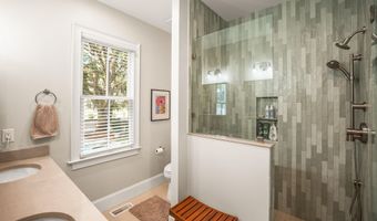 4 Waterbird Dr, Beaufort, SC 29907