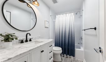 55 W 32nd C-2B, Avalon, NJ 08202