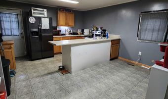 718 N 4th St, Arkansas City, KS 67005