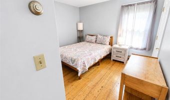 30 Gibson Ave, Narragansett, RI 02882