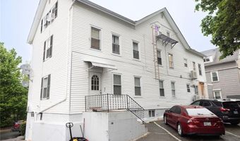 53 School St, East Providence, RI 02914