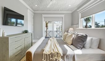 881 N SHORE Dr, Anna Maria, FL 34216