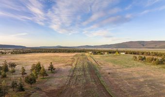 10771 E Langell Valley Rd, Bonanza, OR 97623