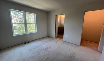2813 Crinkle Root Dr, Fitchburg, WI 53711