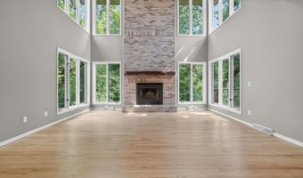 5706 Kilkenny Pl, Fitchburg, WI 53711