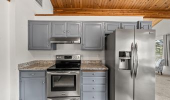 1179 N Main St, Ashland, OR 97520