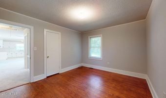 4083 Pitt St, Ayden, NC 28513