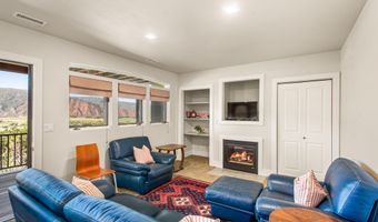 587 HILLCREST Dr, Basalt, CO 81621