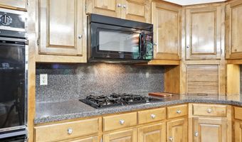 1190 Cambridge Cir, Benton, AR 72019