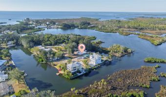 3205 GULF Dr, Aripeka, FL 34679