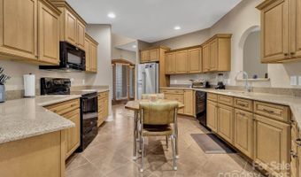 44 Pacifico Dr, Asheville, NC 28806