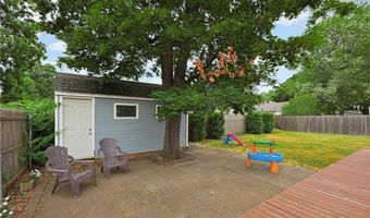 82 Leroy Dr, East Providence, RI 02915