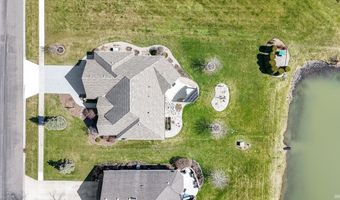 1815 Bent Tree Ct, Auburn, IN 46706