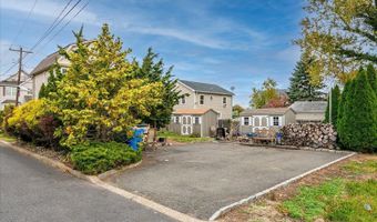 25 Homestead Ave, Avenel, NJ 07001
