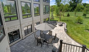 5636 Meadow Ln, Ann Arbor, MI 48105