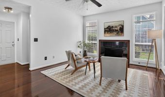 330 Gullwing Ct, Alpharetta, GA 30009