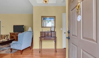 143 Sylvan Lake Blvd, Bayville, NJ 08721