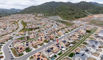 411 Calabrese St, Fallbrook, CA 92028