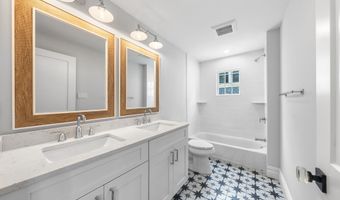 5961 Ocean Dr Dr, Avalon, NJ 08202
