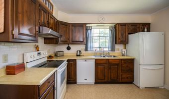 29 Leonard St, Barre, VT 05641