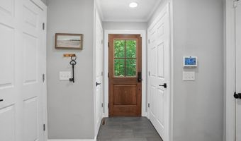 5 Spring Hill Rd, Bedford, NH 03110