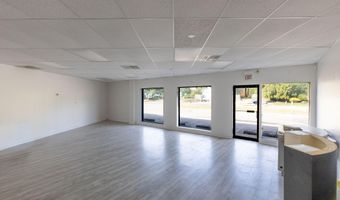 21 S Main St, Barnegat, NJ 08005
