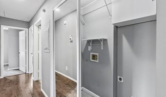 92 W 13TH St, Atlantic Beach, FL 32233