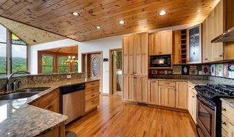 1188 Tobacco Branch Rd, Almond, NC 28702