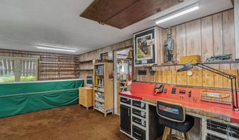 4 E Curran Dr, Absecon, NJ 08201