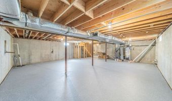 187 Grand Central Pkwy, Bayville, NJ 08721