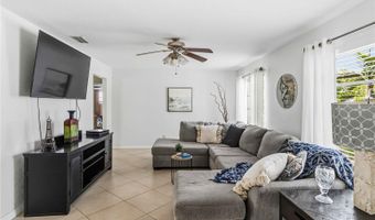 1004 SPINDLE PALM Way, Apollo Beach, FL 33572