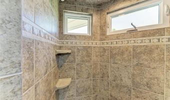 511 LOQUAT Dr, Anna Maria, FL 34216