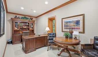 39 Crestview Ln, Banner Elk, NC 28604