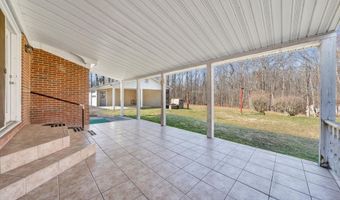 212 W W Ln, Asbury, WV 24916