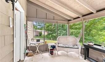 181 Brookside Dr, North Kingstown, RI 02852