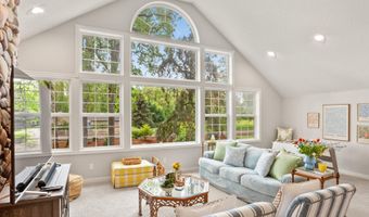 23751 SCHULTZ Rd, Aurora, OR 97002