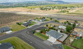 20702 E Berry Dr, Benton City, WA 99320