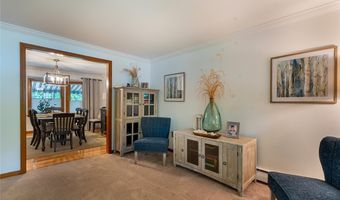 20 Dan Troy Dr, Amherst, NY 14221
