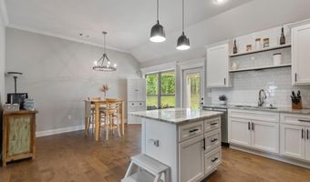 641 Lucy Ln, Alexander, AR 72002