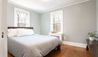 28 Rock Cut Rd, Bridgewater, CT 06752
